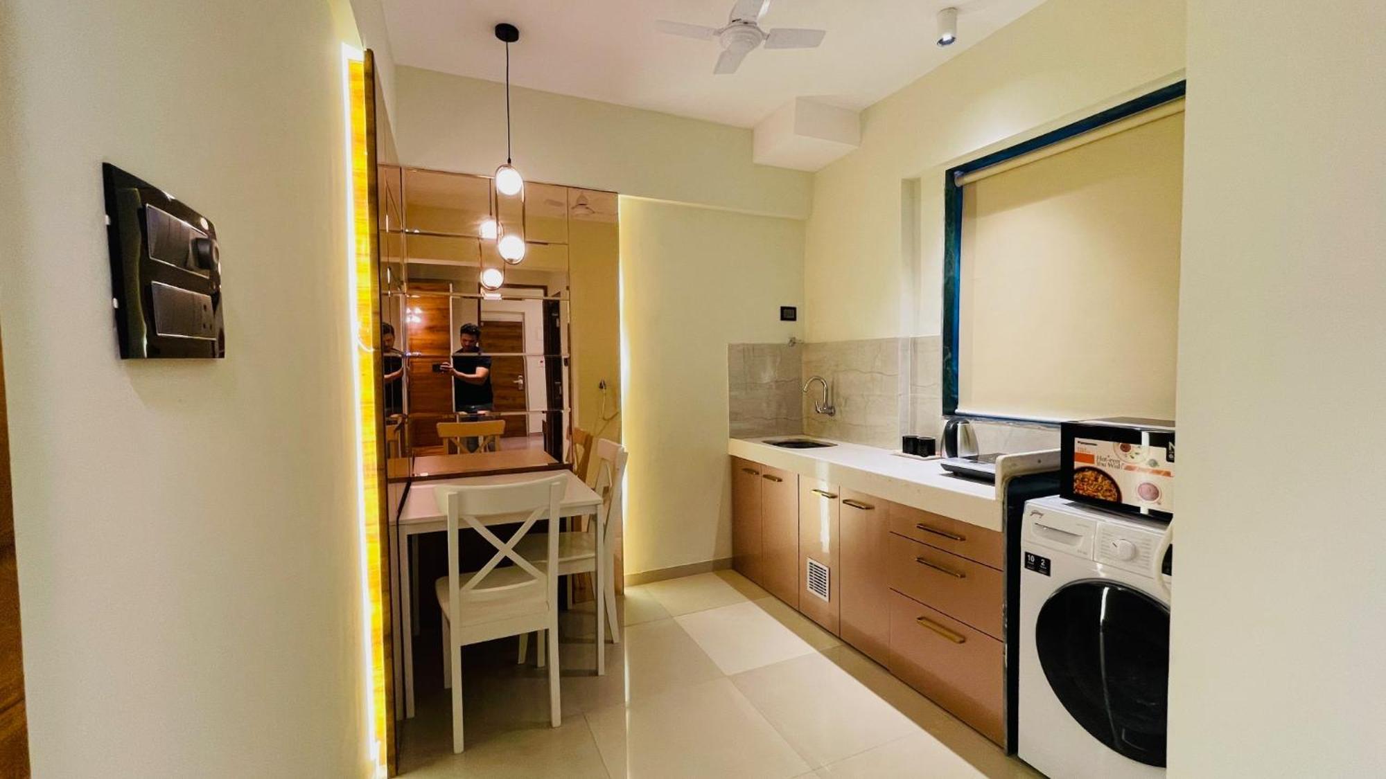Home2 Studio Apartments Mumbai Kültér fotó
